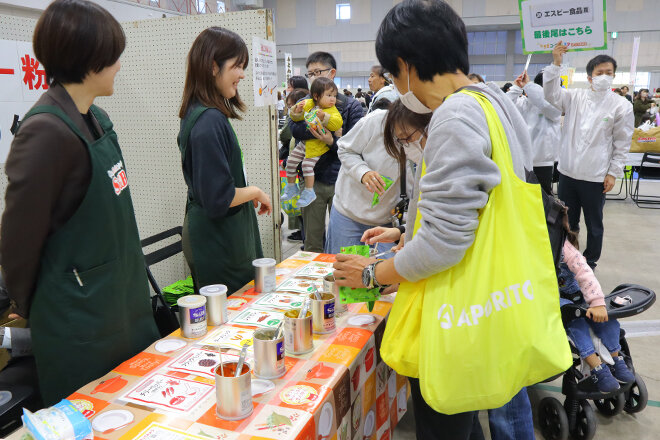 試食・販売の写真