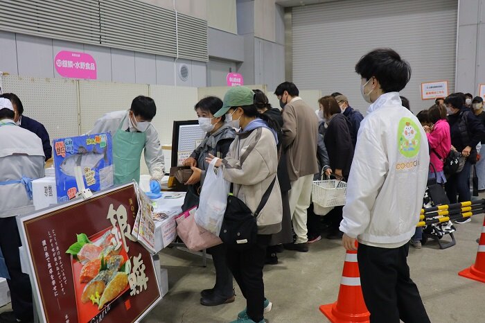 試食・販売の写真