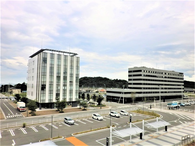 ▲JR常磐線広野駅前には新しくオフィスビルやホテルが建ち、再開発が進みます。