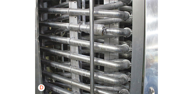 煮沸・ろ過の様子